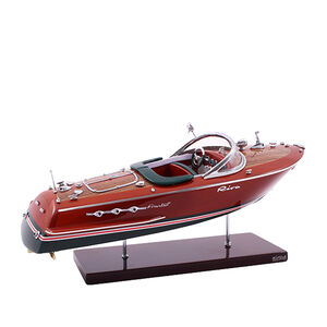 نموذج مصغر عن قارب ريفا أريستون, medium