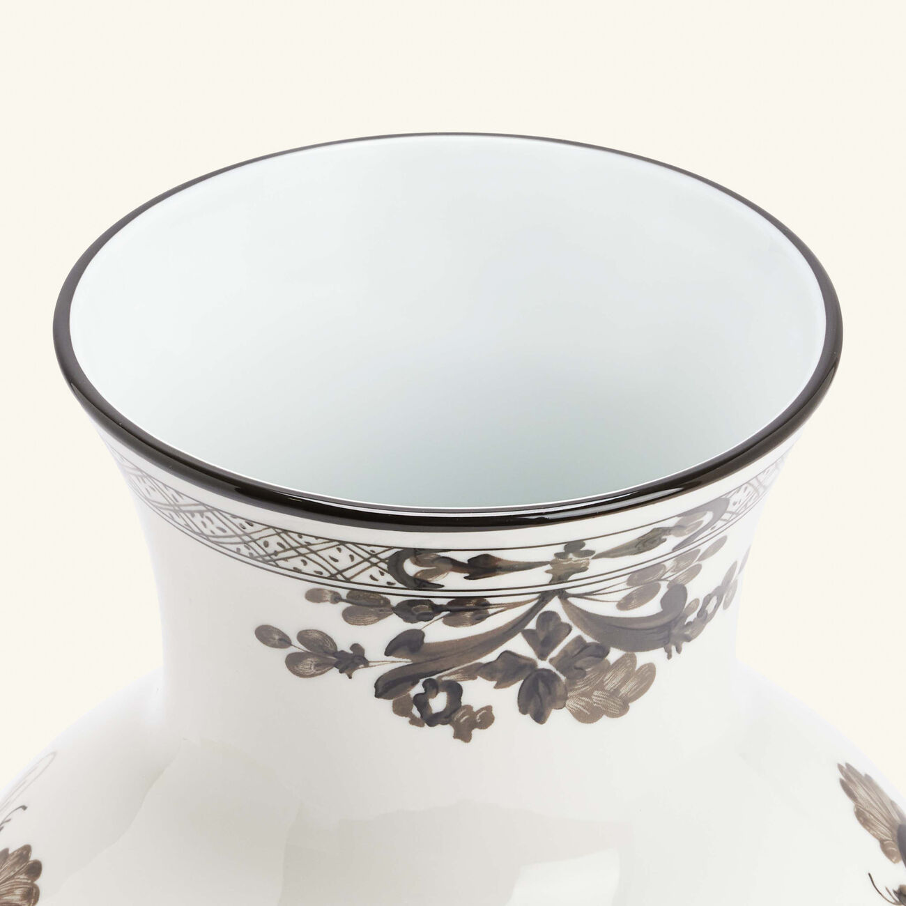 ginori 1735 oriente italiano vase medium grey