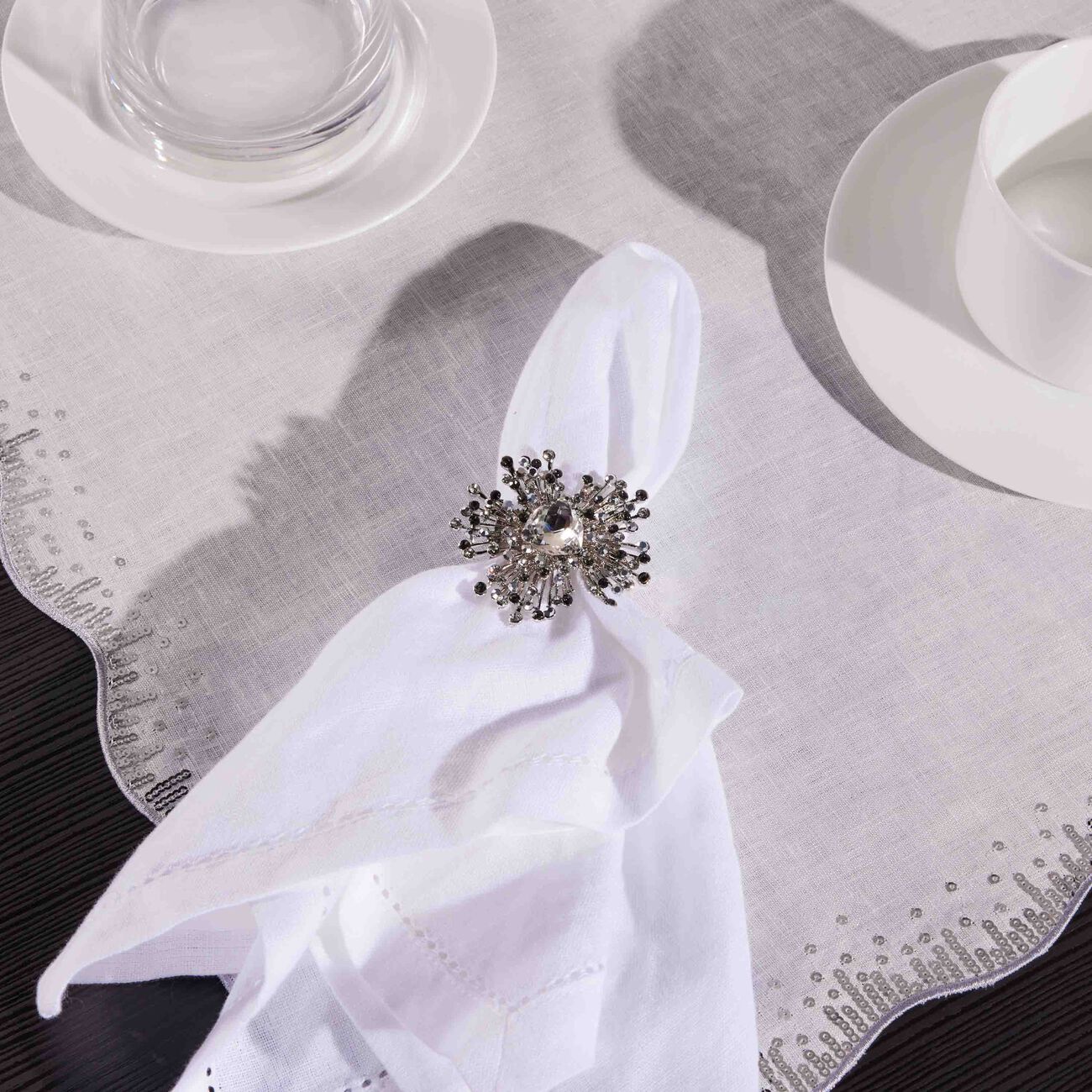kim seybert gem burst napkin ring silver set of 4