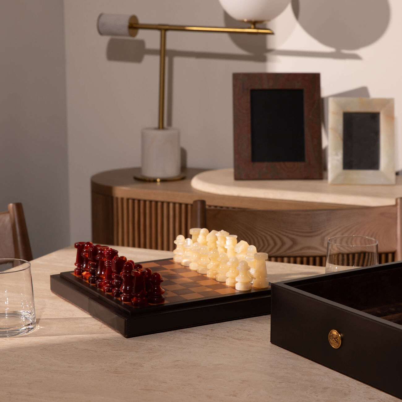 إيترو لوحة الشطرنج أرنيكا