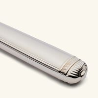 سكين تقطيع اللحم مالميزون باللون الفضي كريستوفل سكين تقطيع اللحم مالميزون باللون الفضي