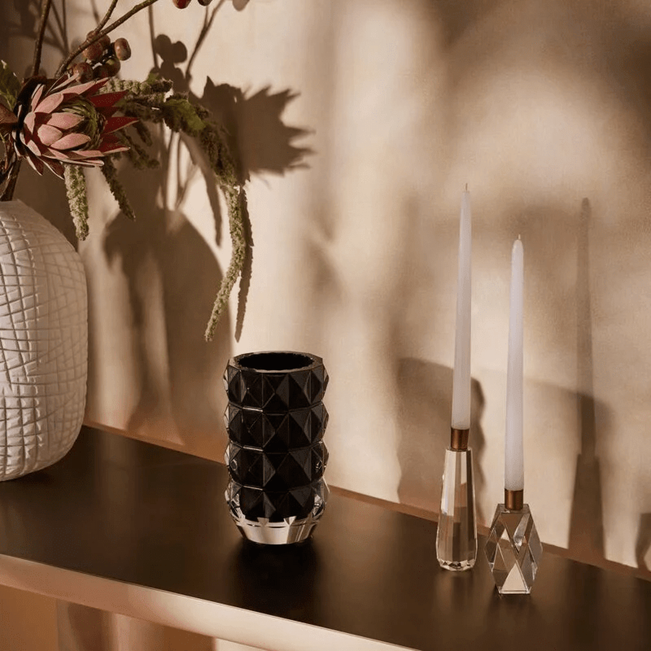 baccarat louxor vase round small black
