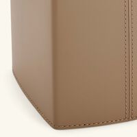 giobagnara narciso square tissue box brown