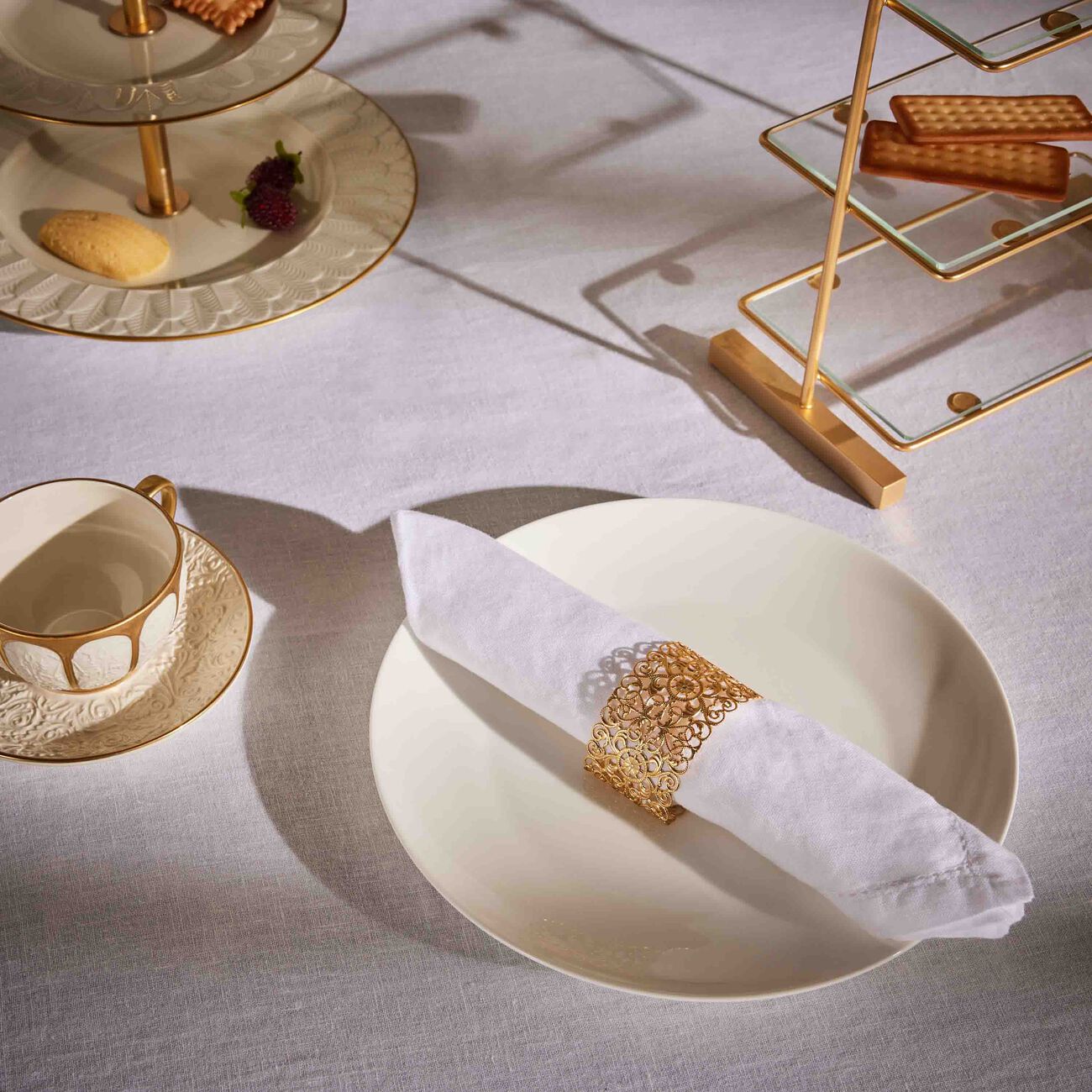 فيلاري طقم حلقات المناديل فينيس باللون الذهبي   4 حلقات