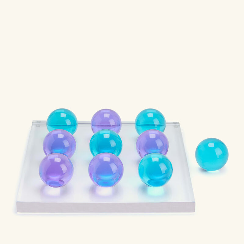 لعبة تيك تاك تو من الأكريليك large