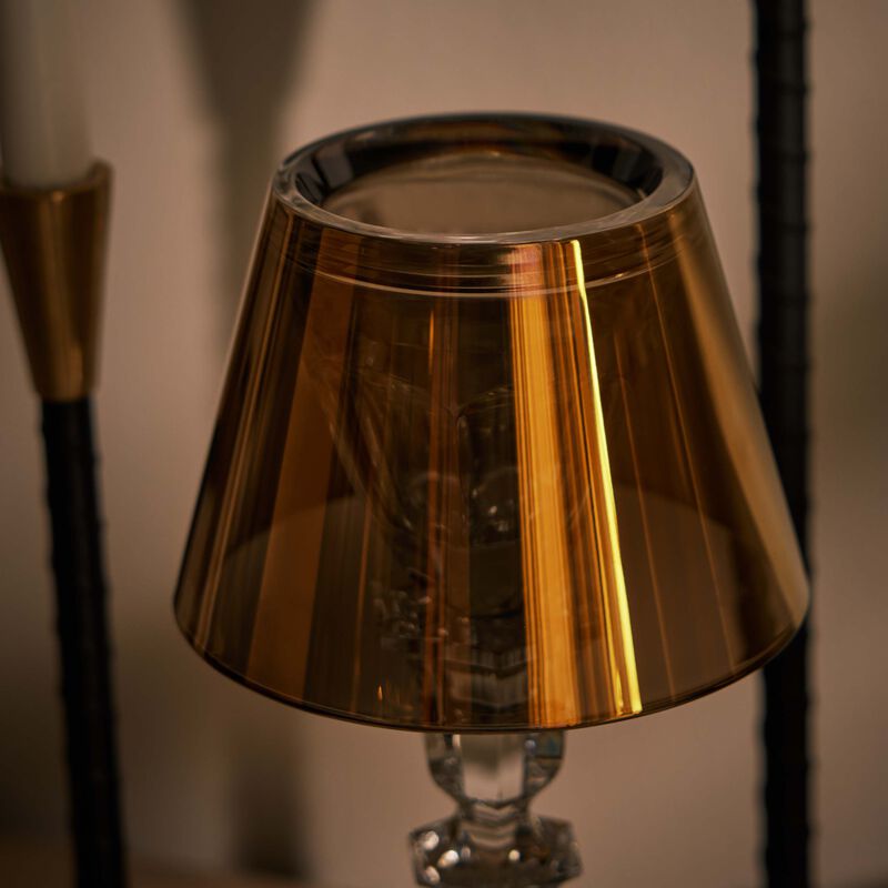 حامل الشموع آور فاير باللون الذهبي باكارا حامل الشموع آور فاير باللون الذهبي