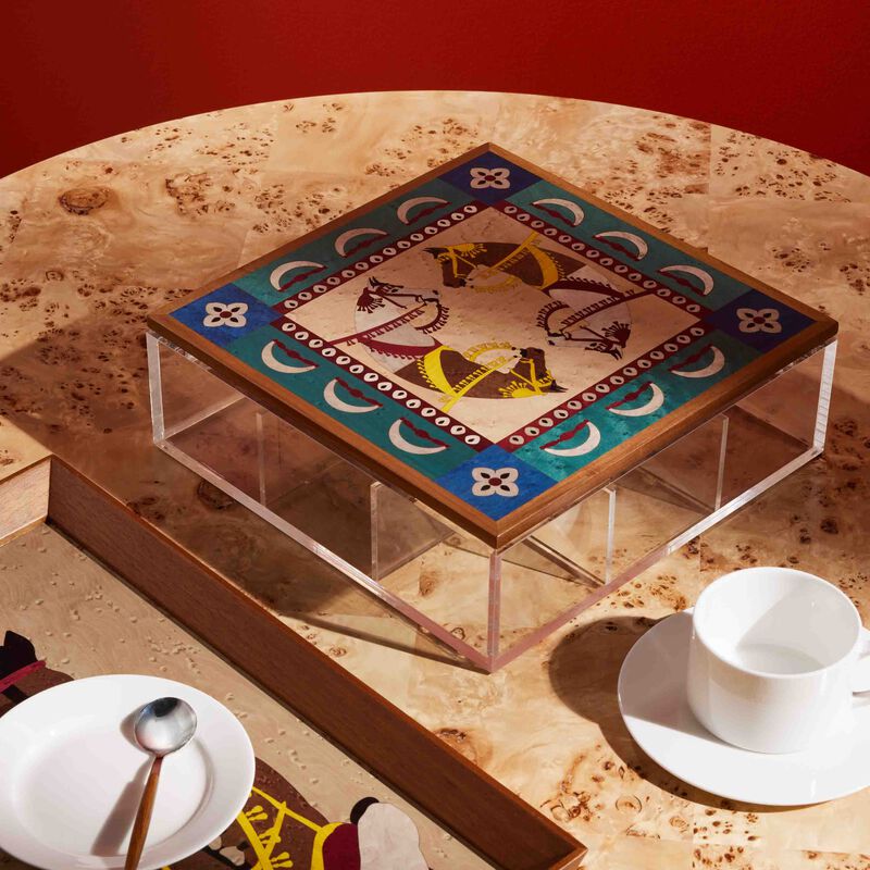 علبة رطب زرقاء آيا ذا أرت أوڤ ليڤينغ علبة رطب زرقاء