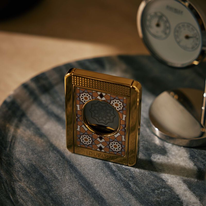 st dupont alhambra cigar cutter gold