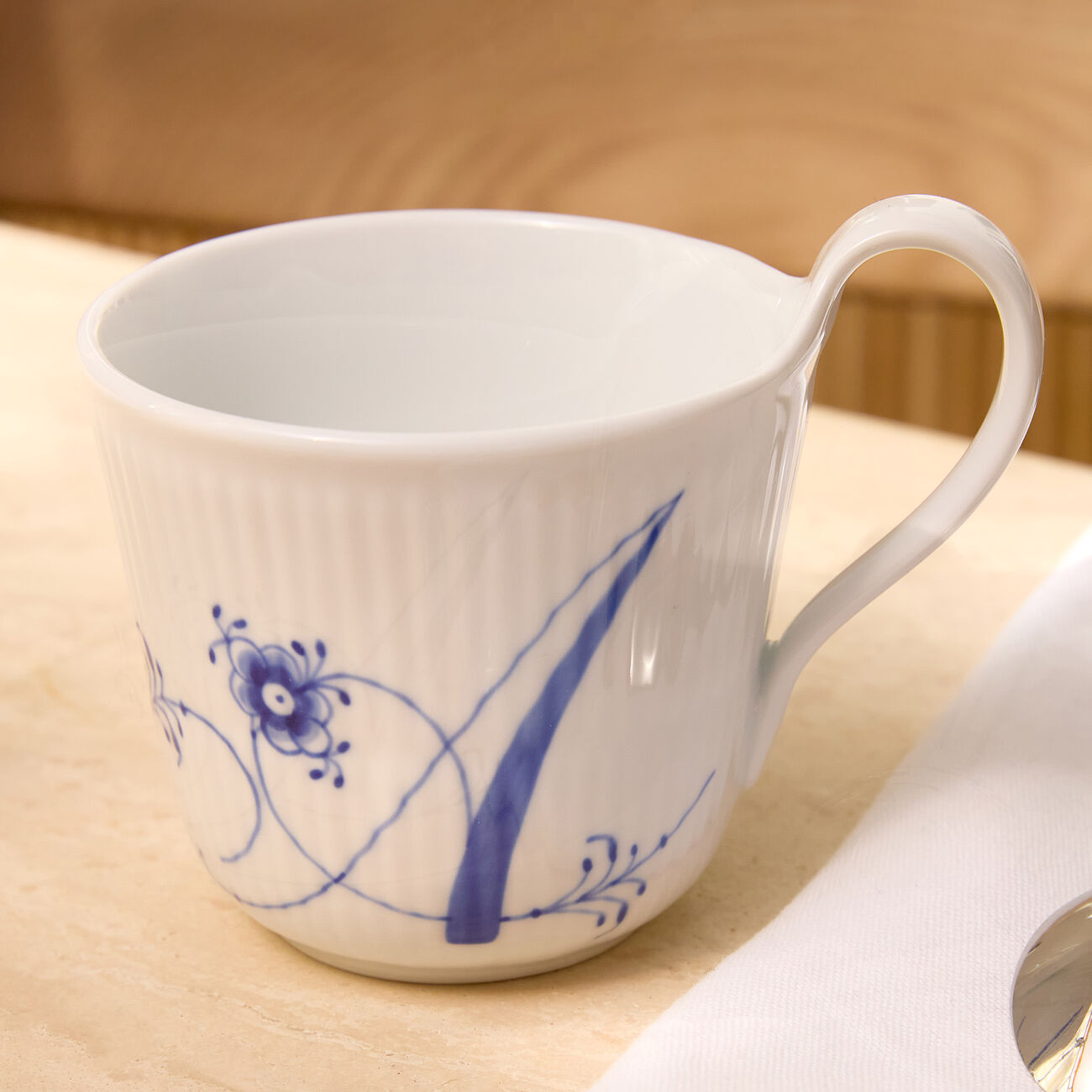 رويال كوبنهاغن كوب الفابيت كوليكشن مع حرف a