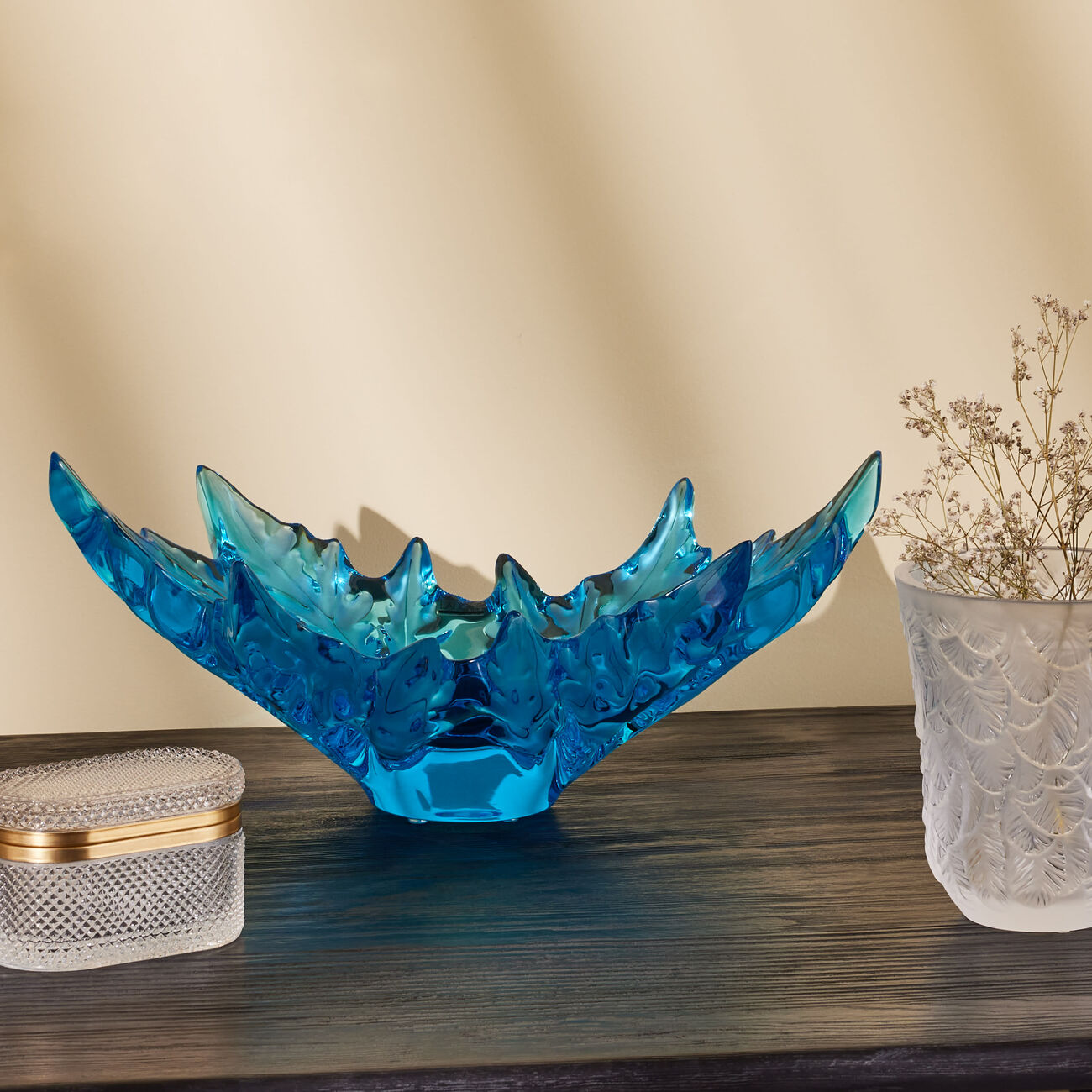 lalique champs lys es centerpiece blue