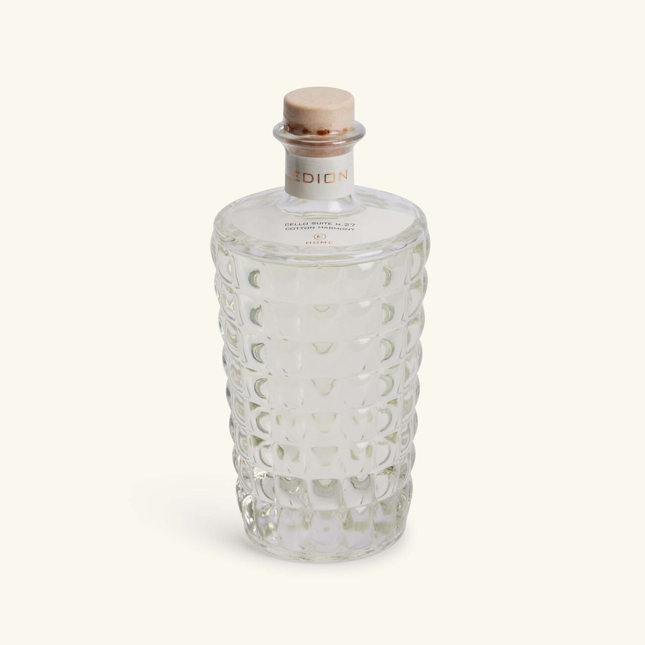 إديون طقم تشيلو سويت نمبر 27 كوتن هارموني بيانكا المؤلف من شمعة عطرية وموزع للعطر