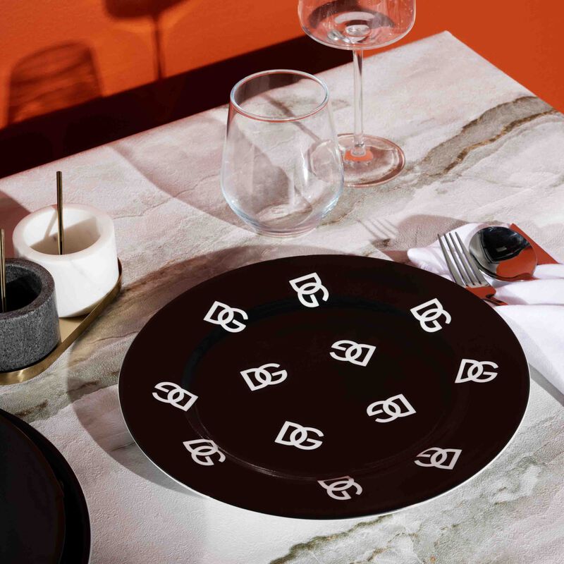 DG Logo Dinner Plate Round 26cm Set Of 2 dolce gabbana casa dg logo dinner plate round 26cm set of 2