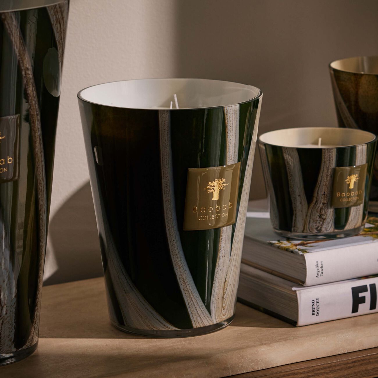 baobab collection woods sherwood candle max 24