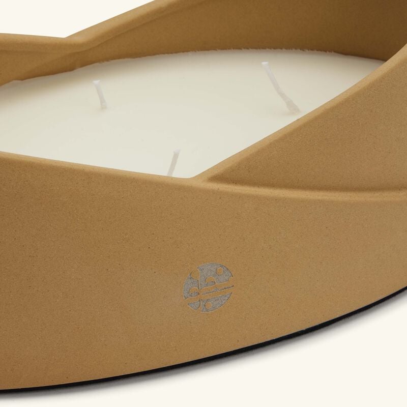 Embrace Candle 1kg yeda embrace candle 1kg