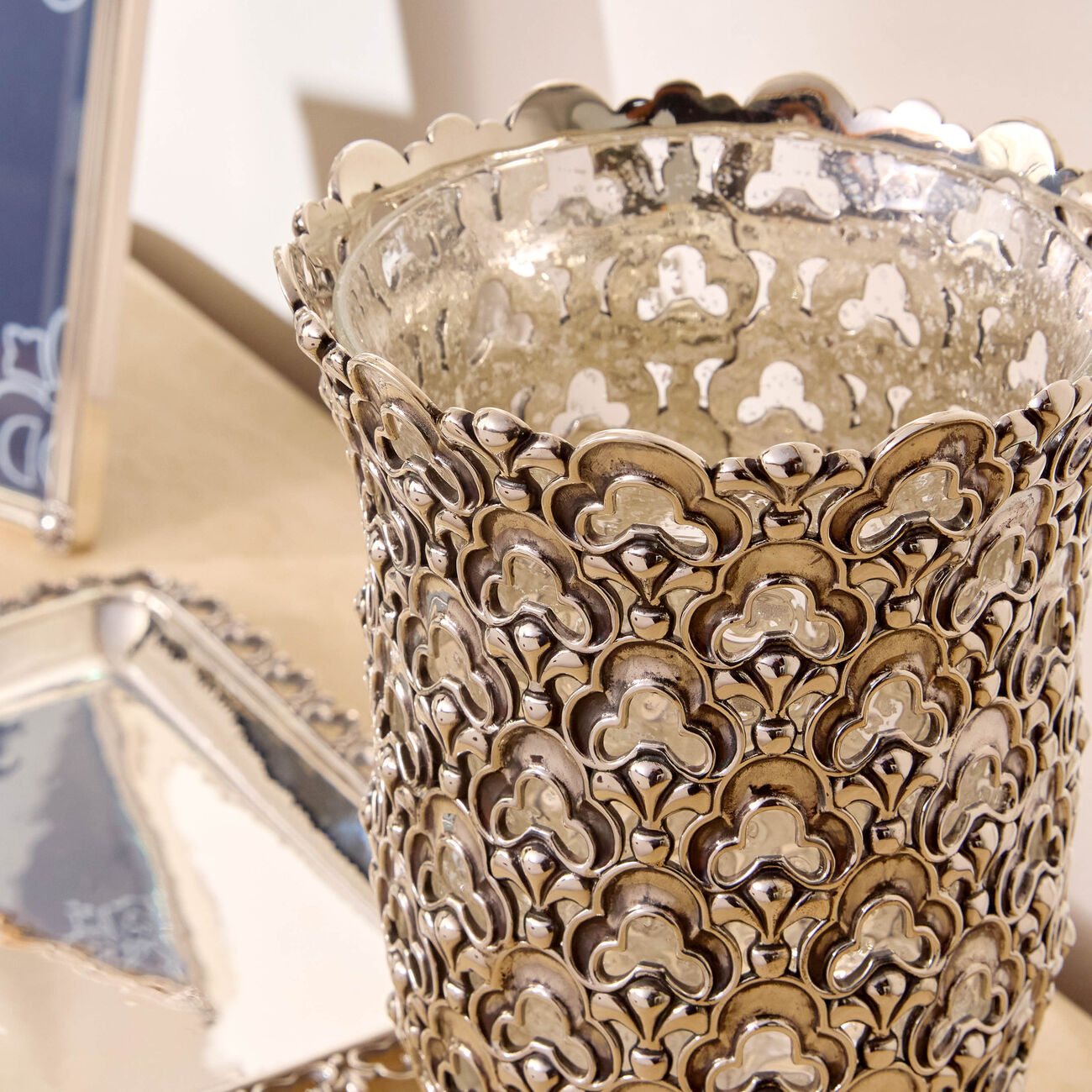 بوتشيلاتي مزهرية أوبرا فضية بحجم متوسط