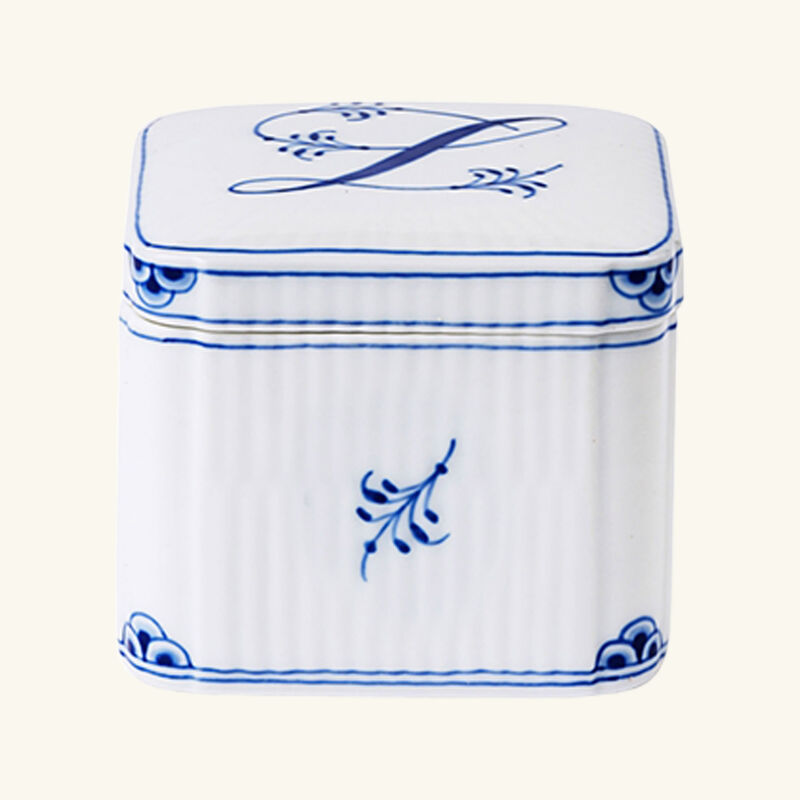royal copenhagen alphabet collection l bonbonniere box white