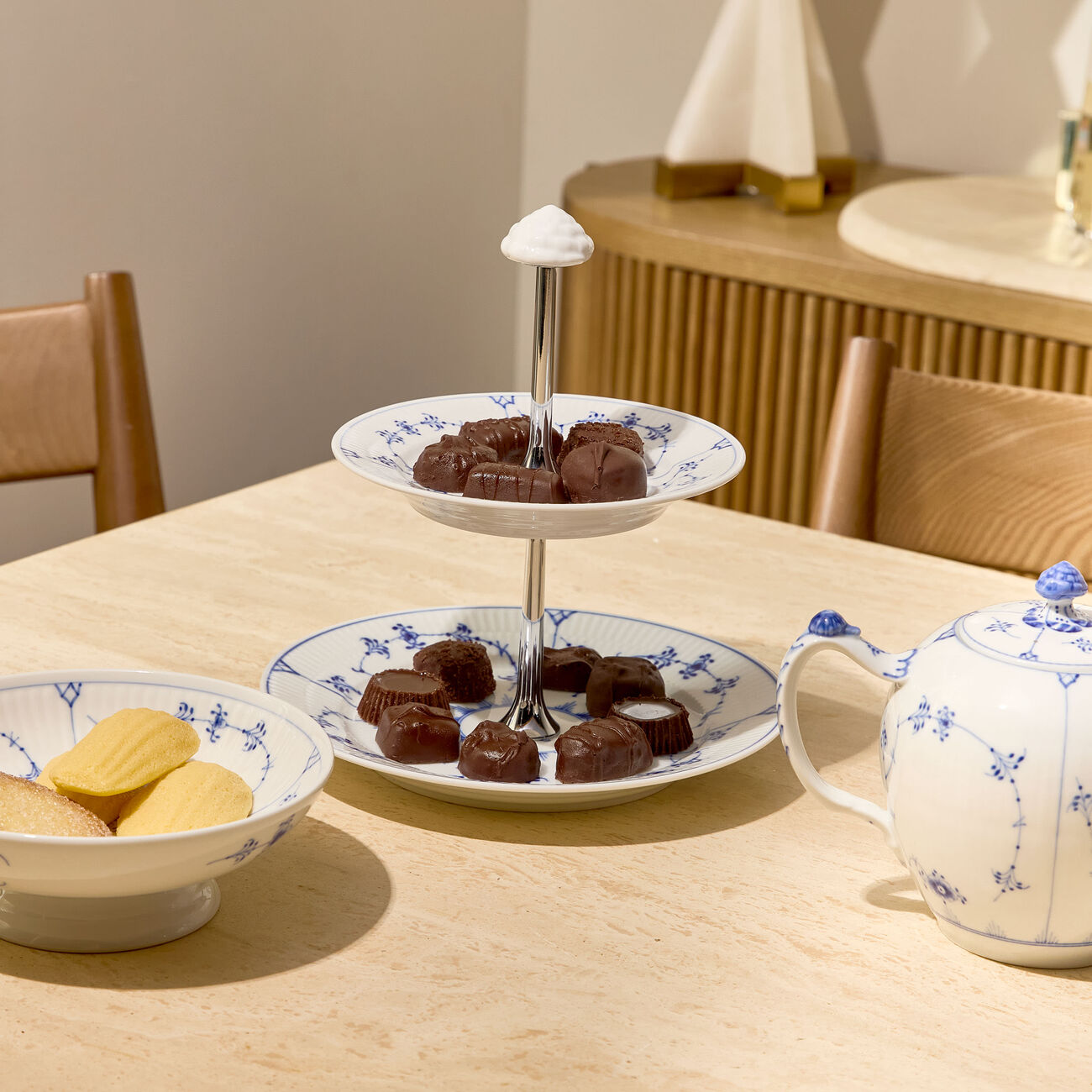 royal copenhagen blue fluted plain 2 tier cake stand white