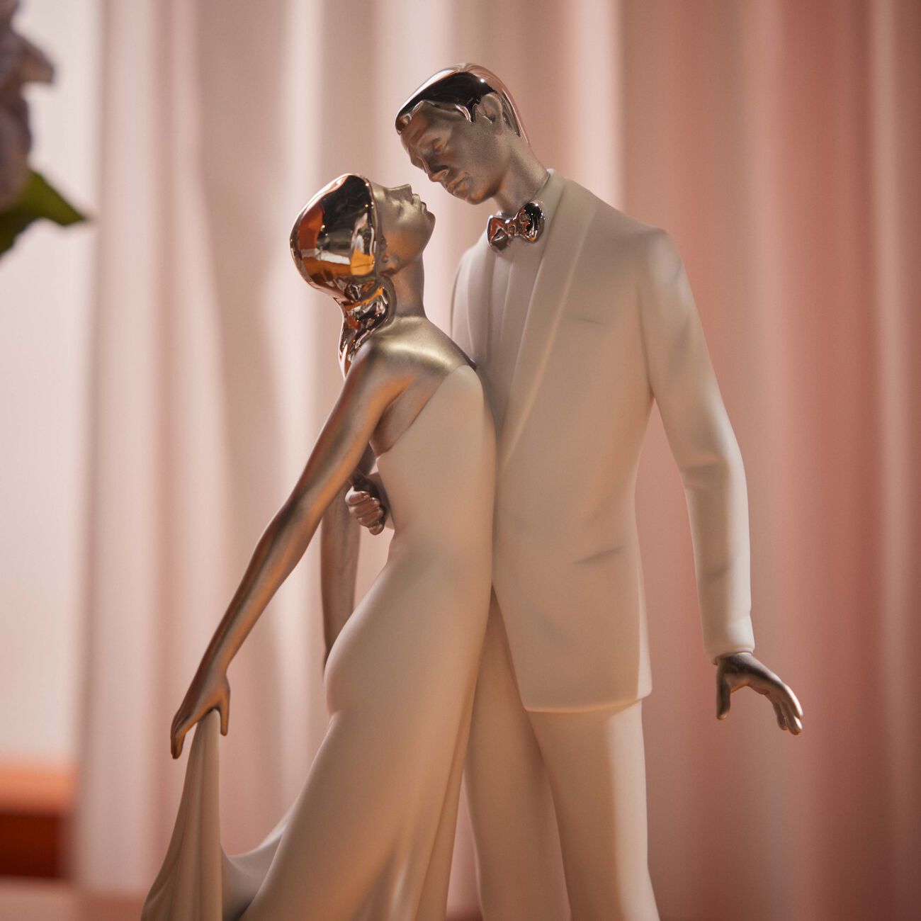 lladro happy anniversary couple sculpture medium white