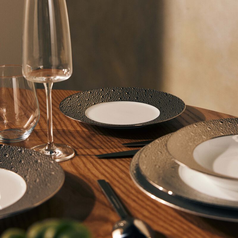 Ecume Salad Plate Round Silver 21cm bernardaud ecume salad plate round silver 21cm