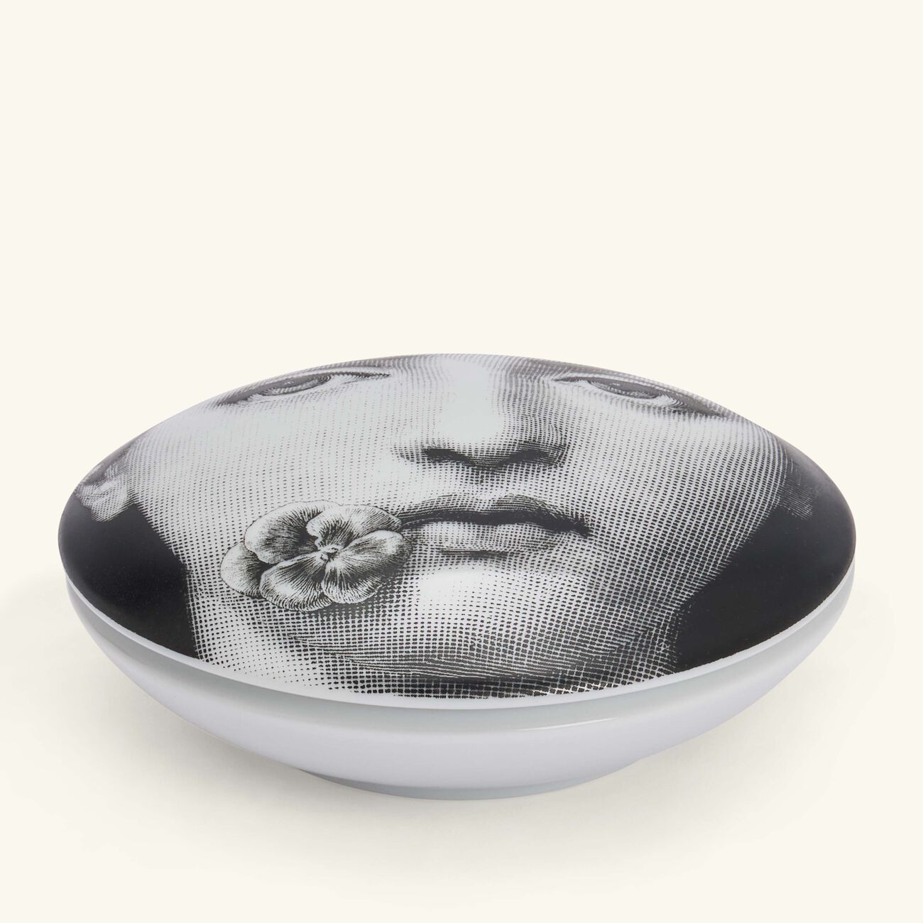 fornasetti tema e variazioni no 137 round box