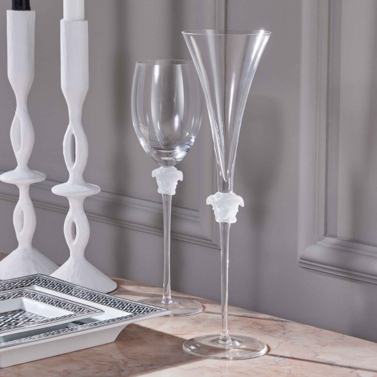 Medusa Lumiere Champagne Glass Clear versace medusa lumiere champagne glass clear