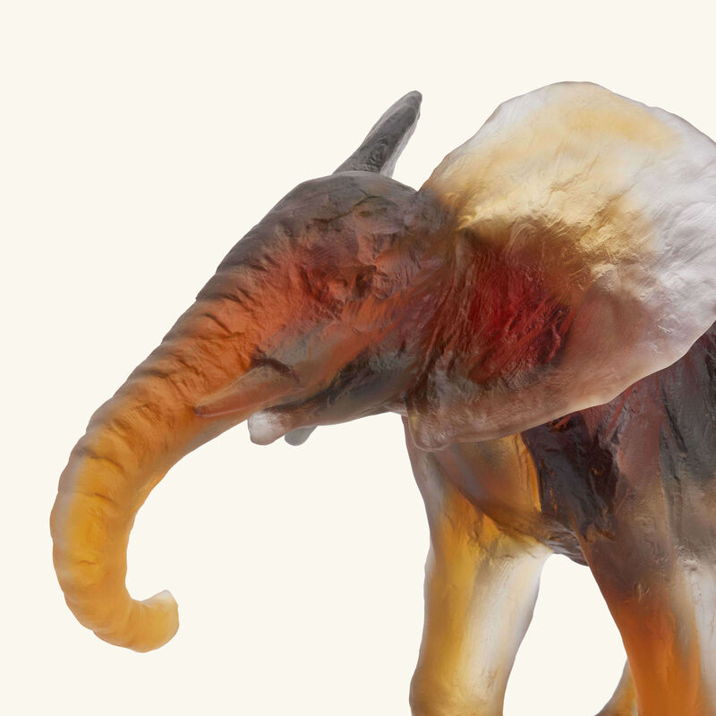 daum elephant savana figurine medium brown