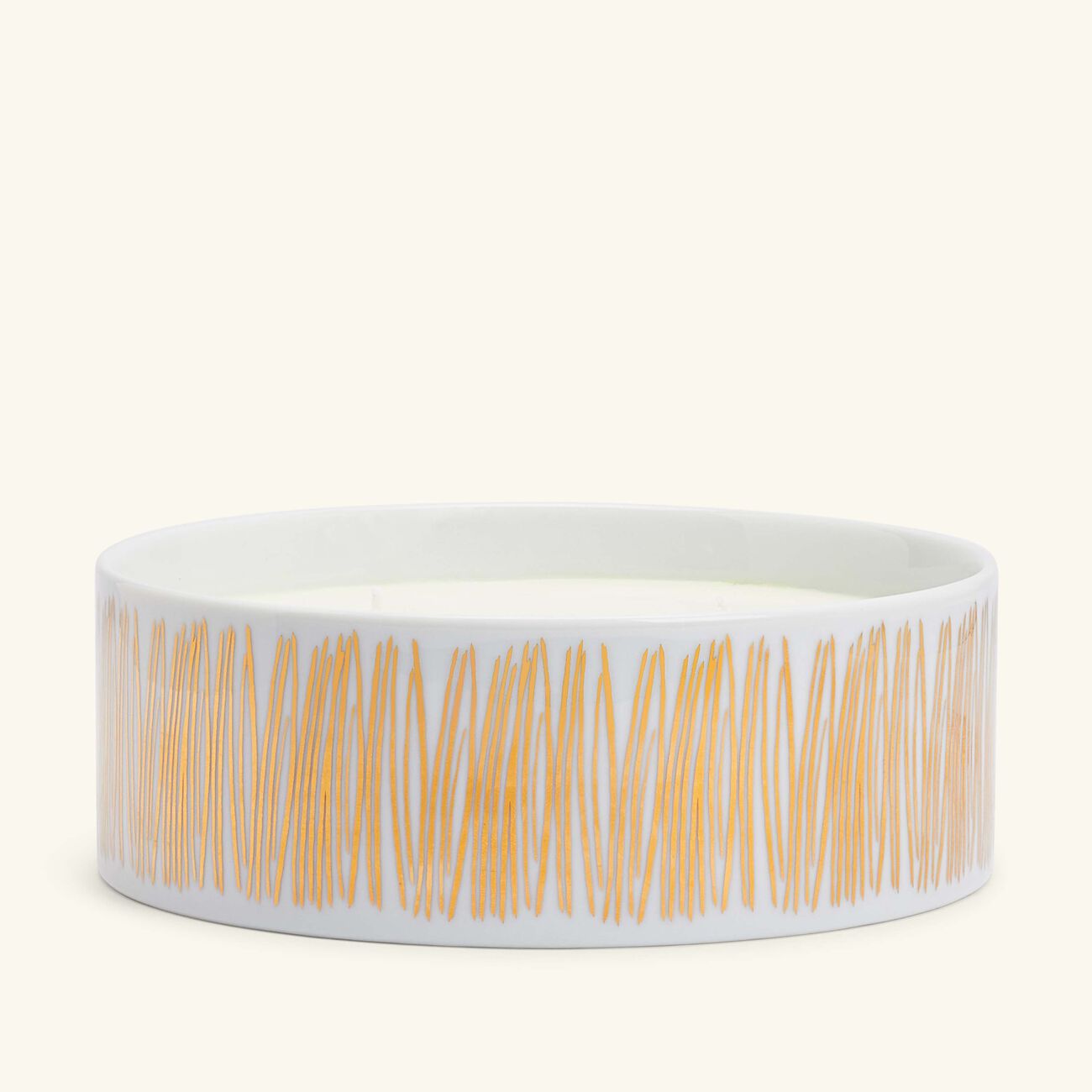 Tamrah by Razan Alazzouni Rose Oud Candle 1000g silsal tamrah by razan alazzouni rose oud candle 1000g