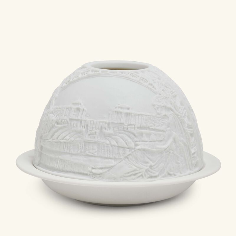 برناردو مصباح ليثوفاني إيفل تاور