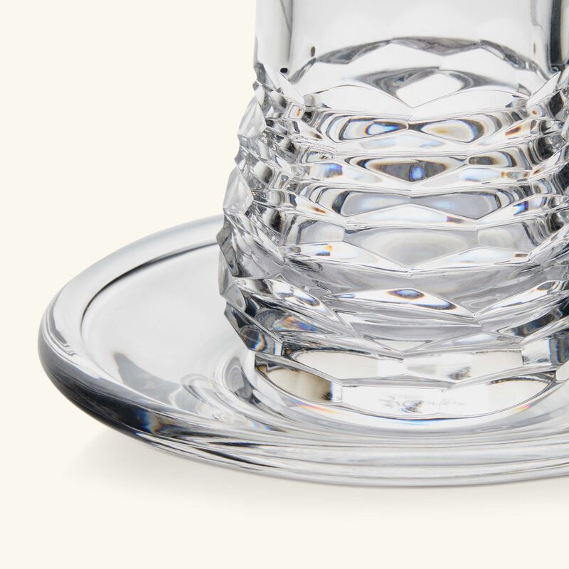 ماريو تشيوني فنجان الشاي سينسوريال أرمودو مع صحنه شفاف