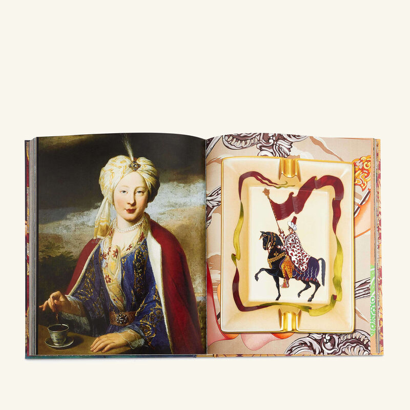 Golden Opulence 500 Years of Luxuriant Style Book 38x30cm assouline golden opulence 500 years of luxuriant style book 38x30cm