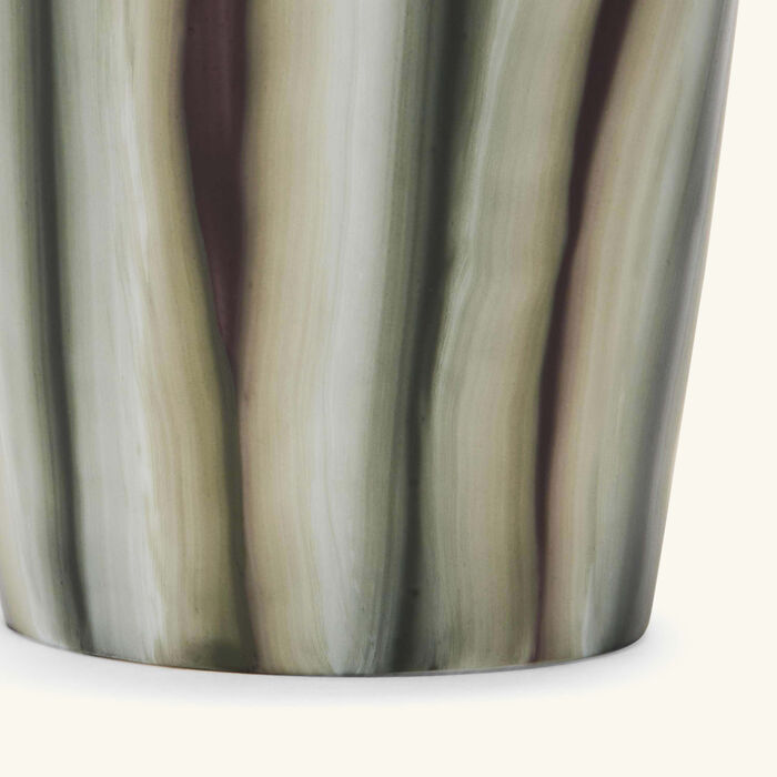 ماري داج كأس شرب مزين يدويًا بزخارف خضراء