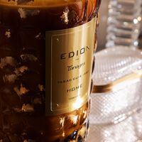 edion tobacco amber scented candle 4kg