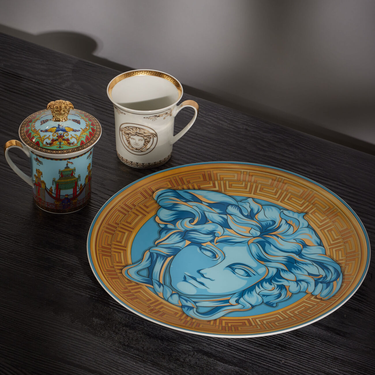 فيرساتشي كوب ماركو بولو