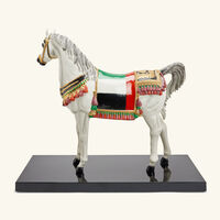 villari al rammah uae flag arabic horse sculpture white