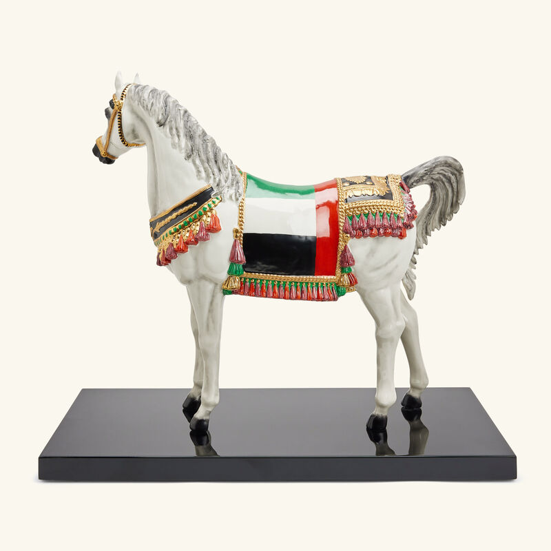 villari al rammah uae flag arabic horse sculpture white