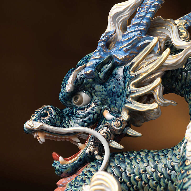 Great Dragon Sculpture, large