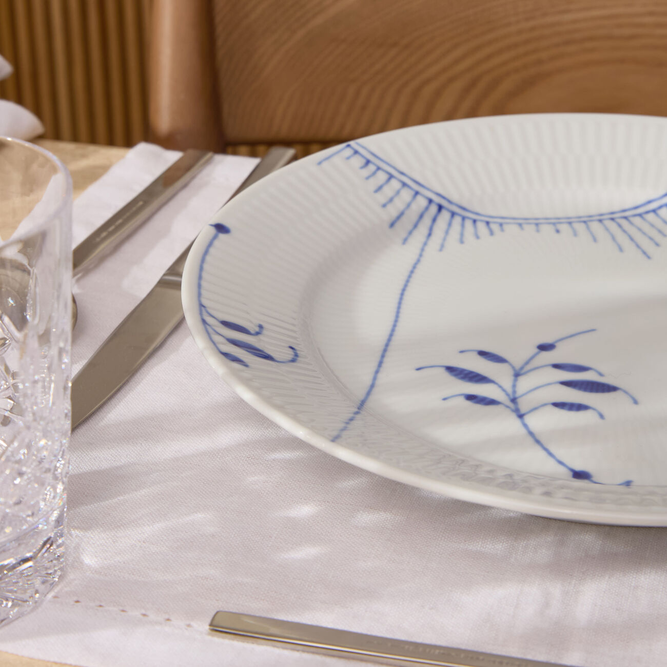 رويال كوبنهاغن طقم أطباق العشاء بلو ميغا دائري أبيض 27 سم من طبقين