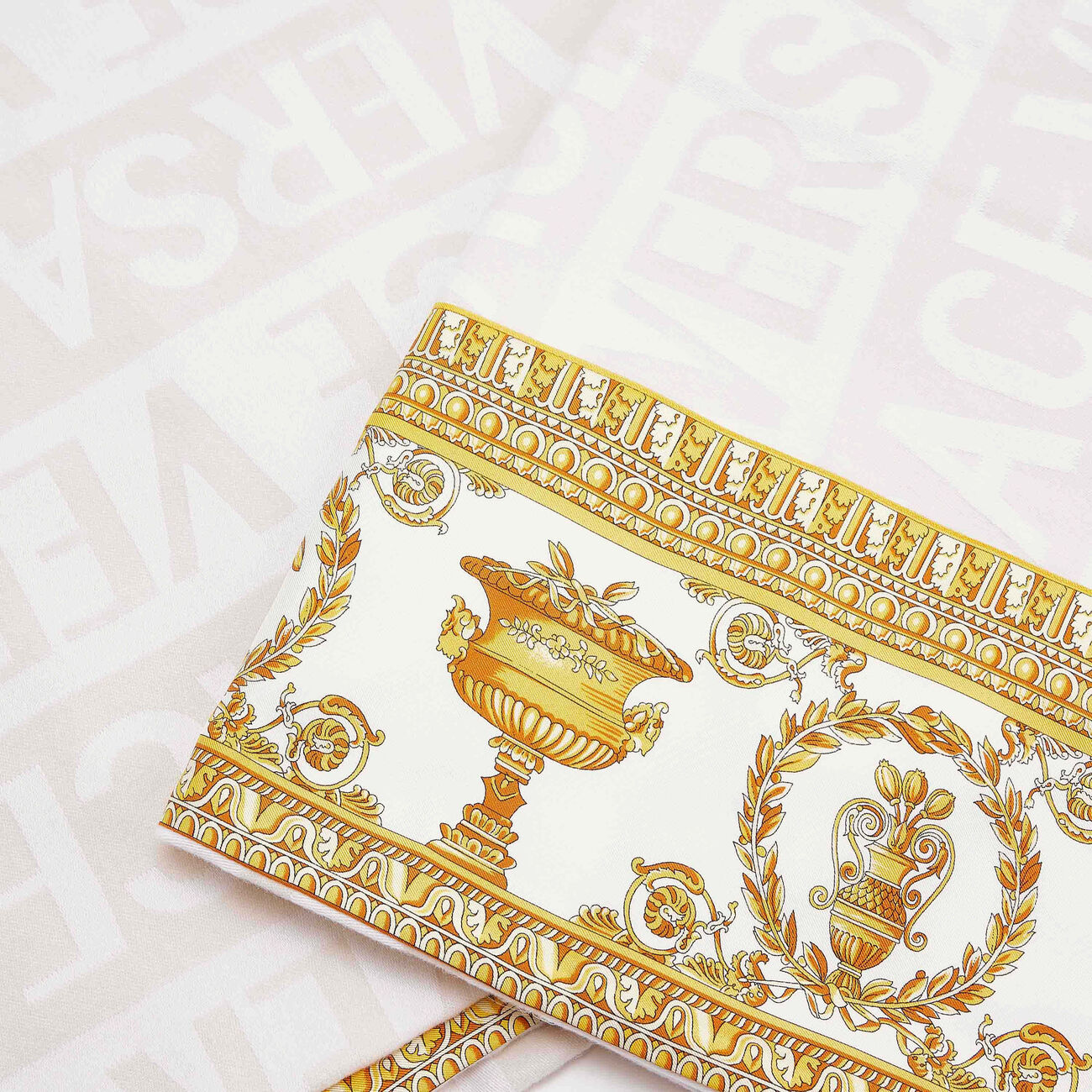 versace i love baroque blanket