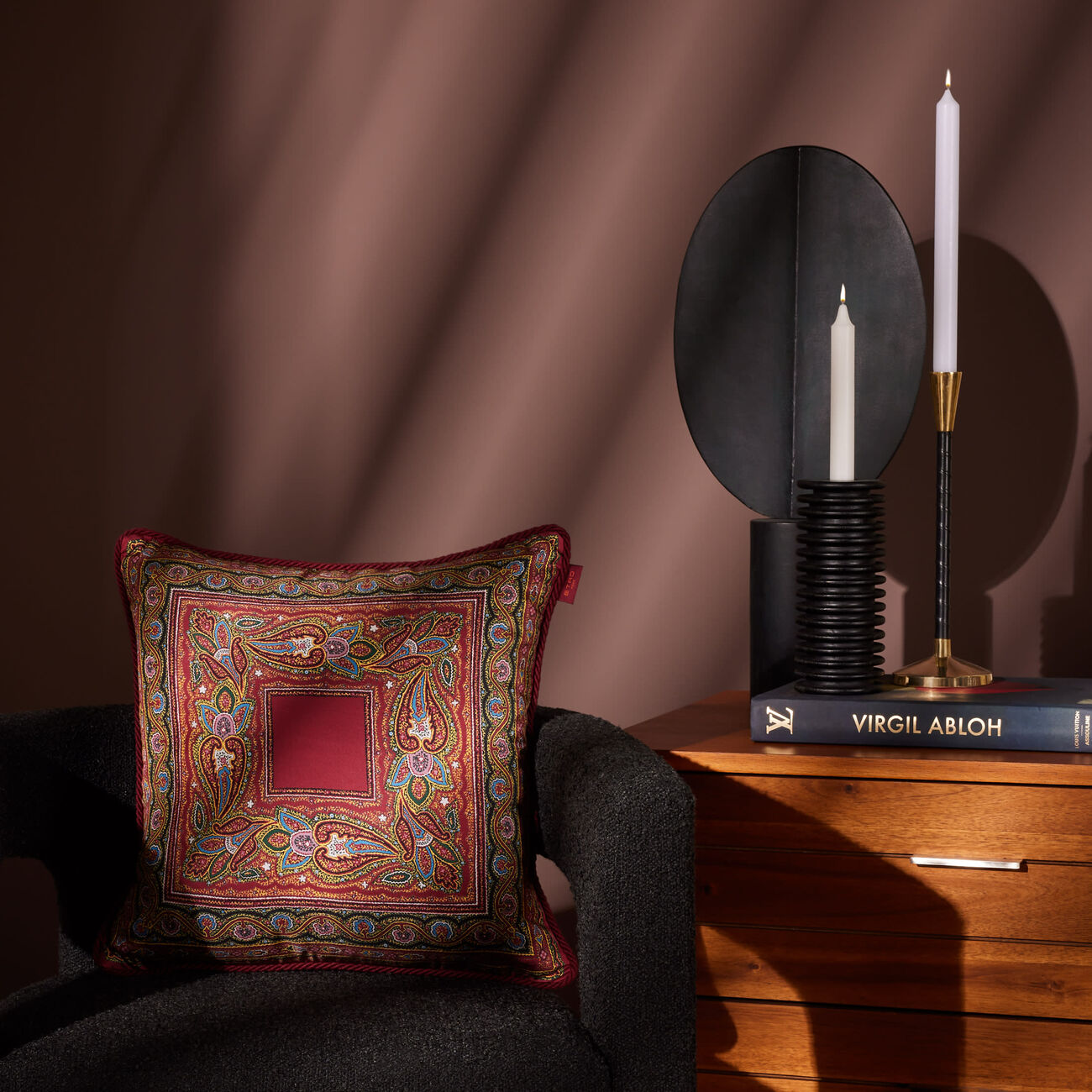 إيترو وسادة كشمير