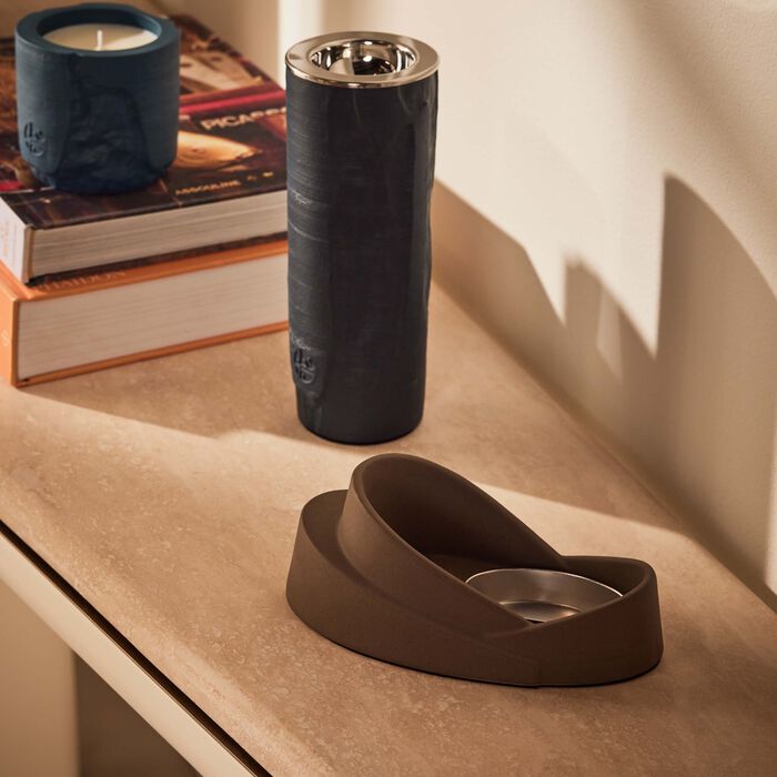 yeda embrace incense burner