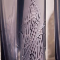 ماريو تشيوني مزهرية شادو بيضاوية طويلة بلون شفاف