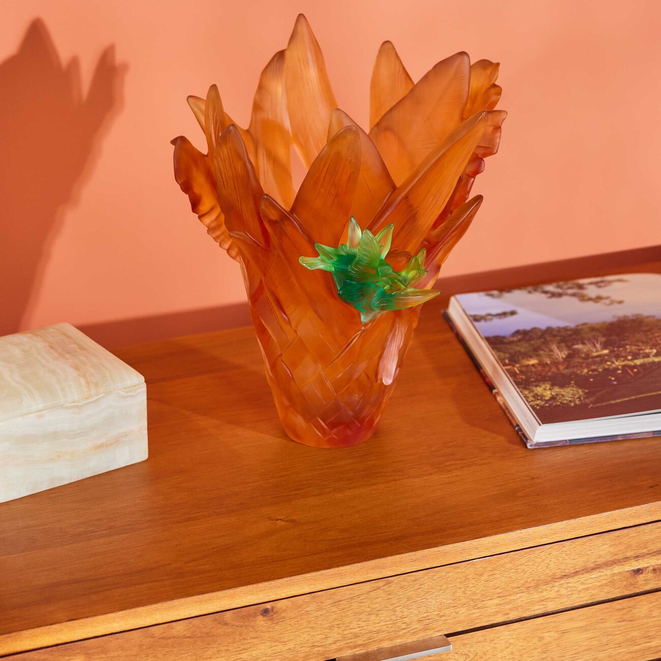 مزهرية تريساج بارادي متوسطة برتقالية دوم مزهرية تريساج بارادي متوسطة برتقالية