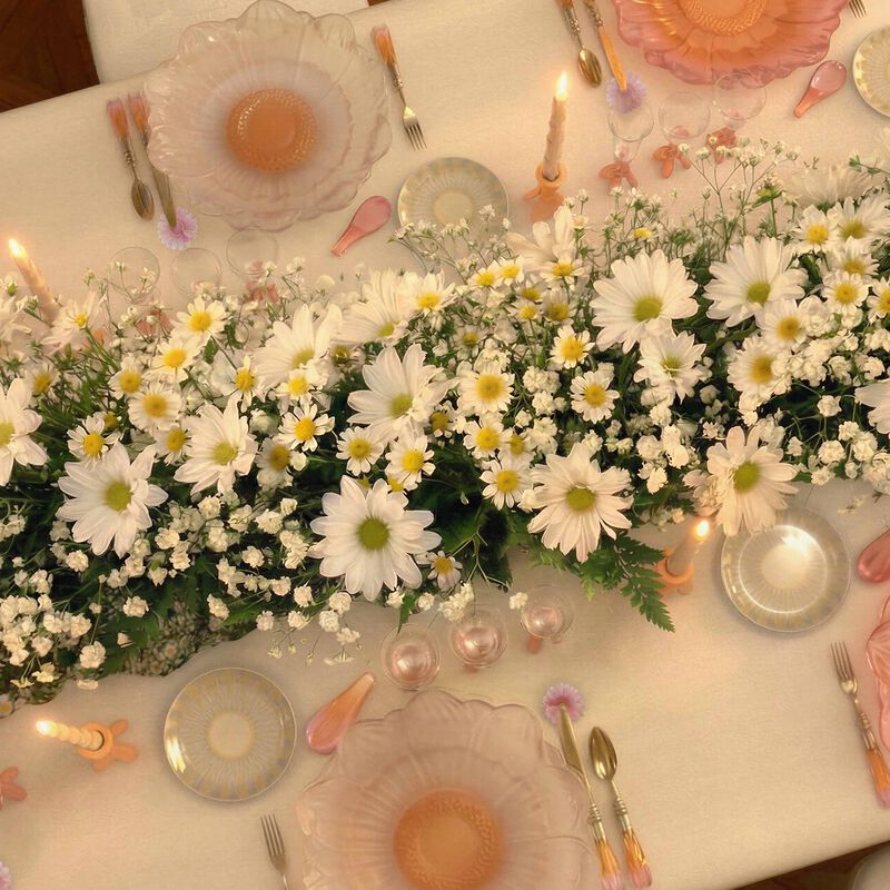 daum or d abeille presentation flower white medium
