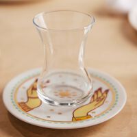 صلصال طقم حصة المؤلف من 6 فناجين شفافة للشاي مع صحونها