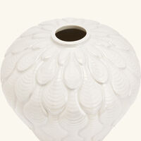 Coquille Vase White villari coquille vase white