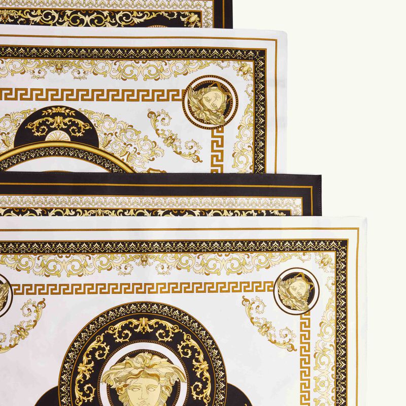 طقم ميدوزا جالا المؤلف من منديلين للمائدة ومفرشين للأطباق فيرساتشي طقم ميدوزا جالا المؤلف من منديلين للمائدة ومفرشين للأطباق