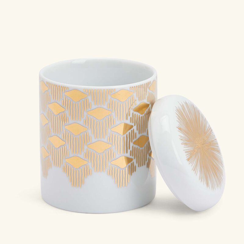 سكرية تمرة بالتعاون مع رزان العزوني صلصال سكرية تمرة بالتعاون مع رزان العزوني