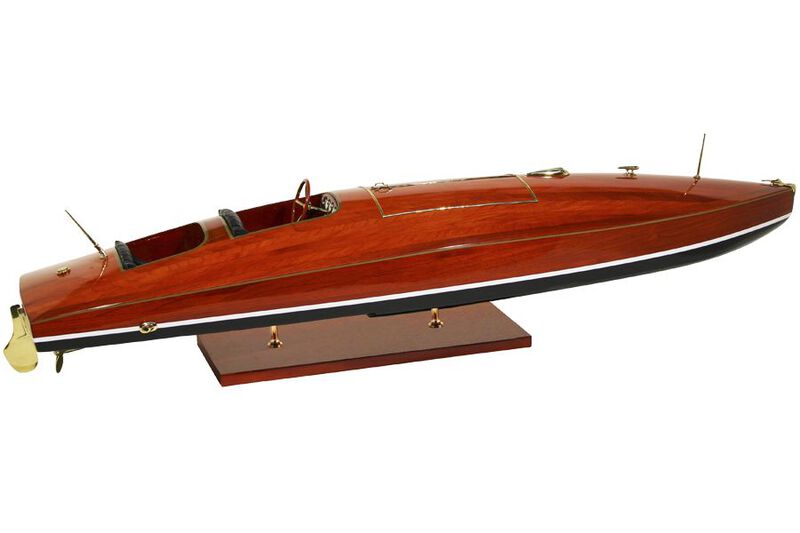 قارب سباق زيبر, large