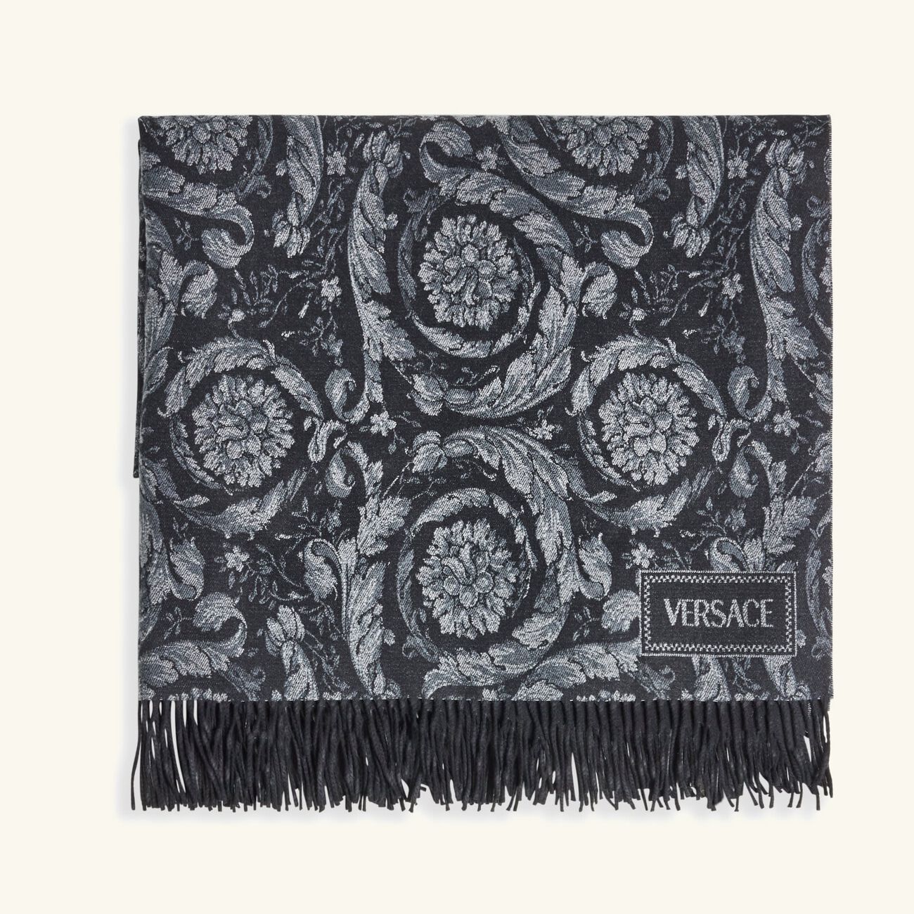 بطانية بنقوش عصر النهضة من باروكو فيرساتشي بطانية بنقوش عصر النهضة من باروكو