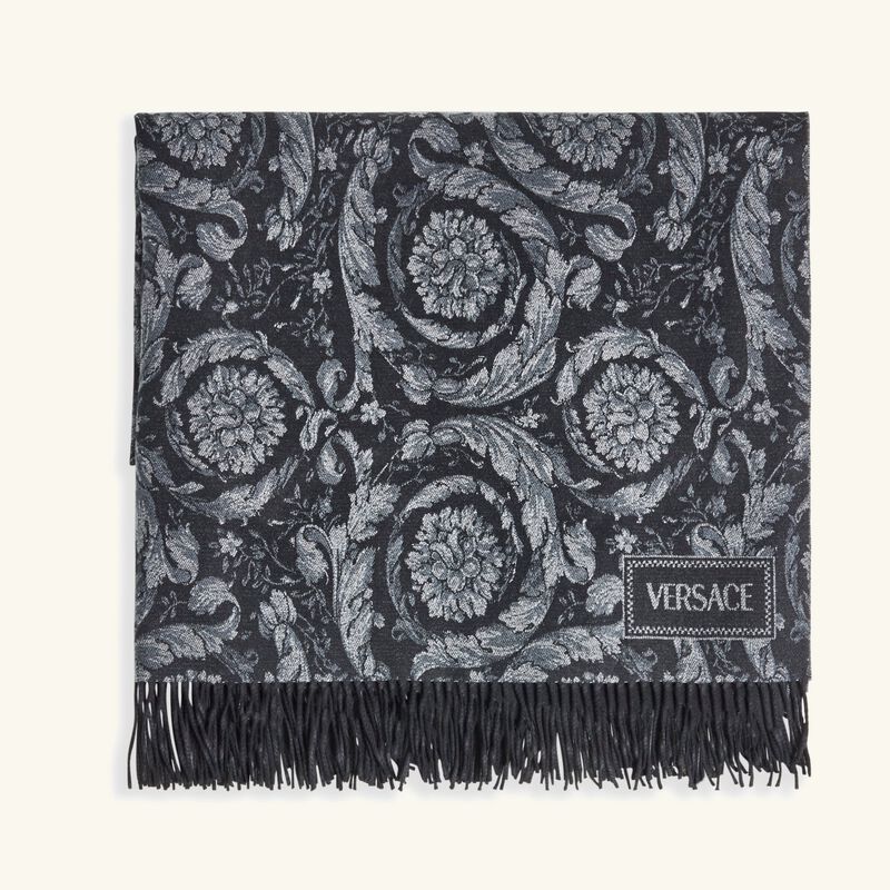 بطانية بنقوش عصر النهضة من باروكو فيرساتشي بطانية بنقوش عصر النهضة من باروكو